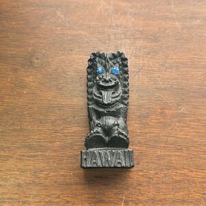 Vintage A Hip Hawaii tiki